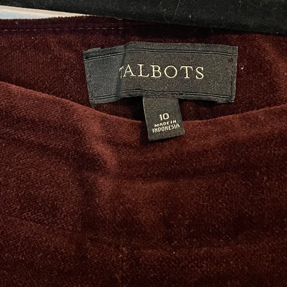 Talbots Burgundy Ankle Pants - Picture 5 of 6
